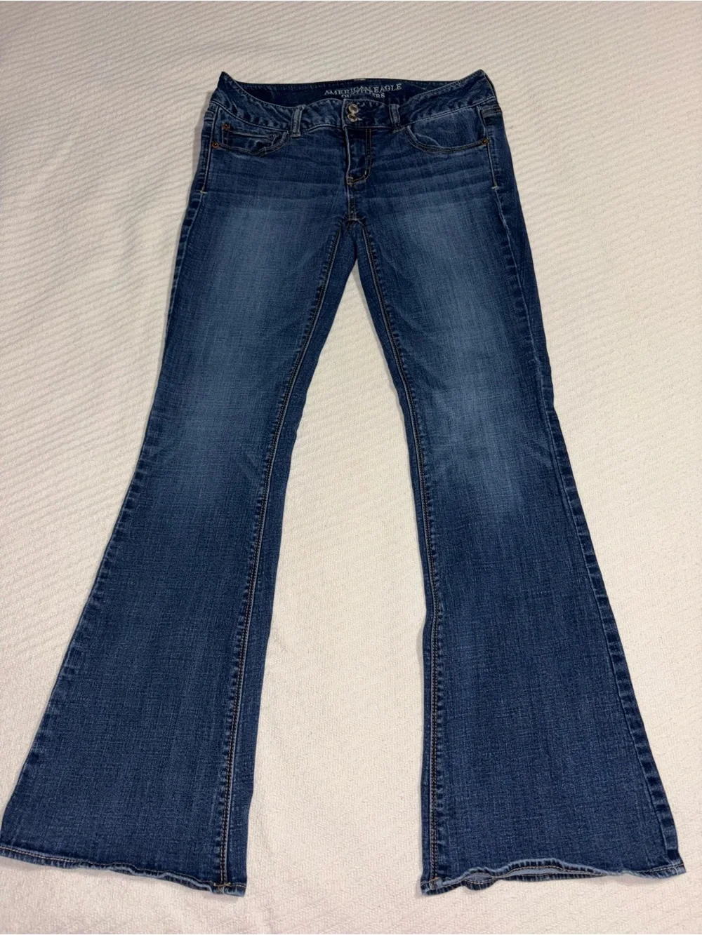 American Eagle Outfitters Dark Blue Super Stretch Artist Flare Leg Jeans Size 8 - Picture 2 of 8